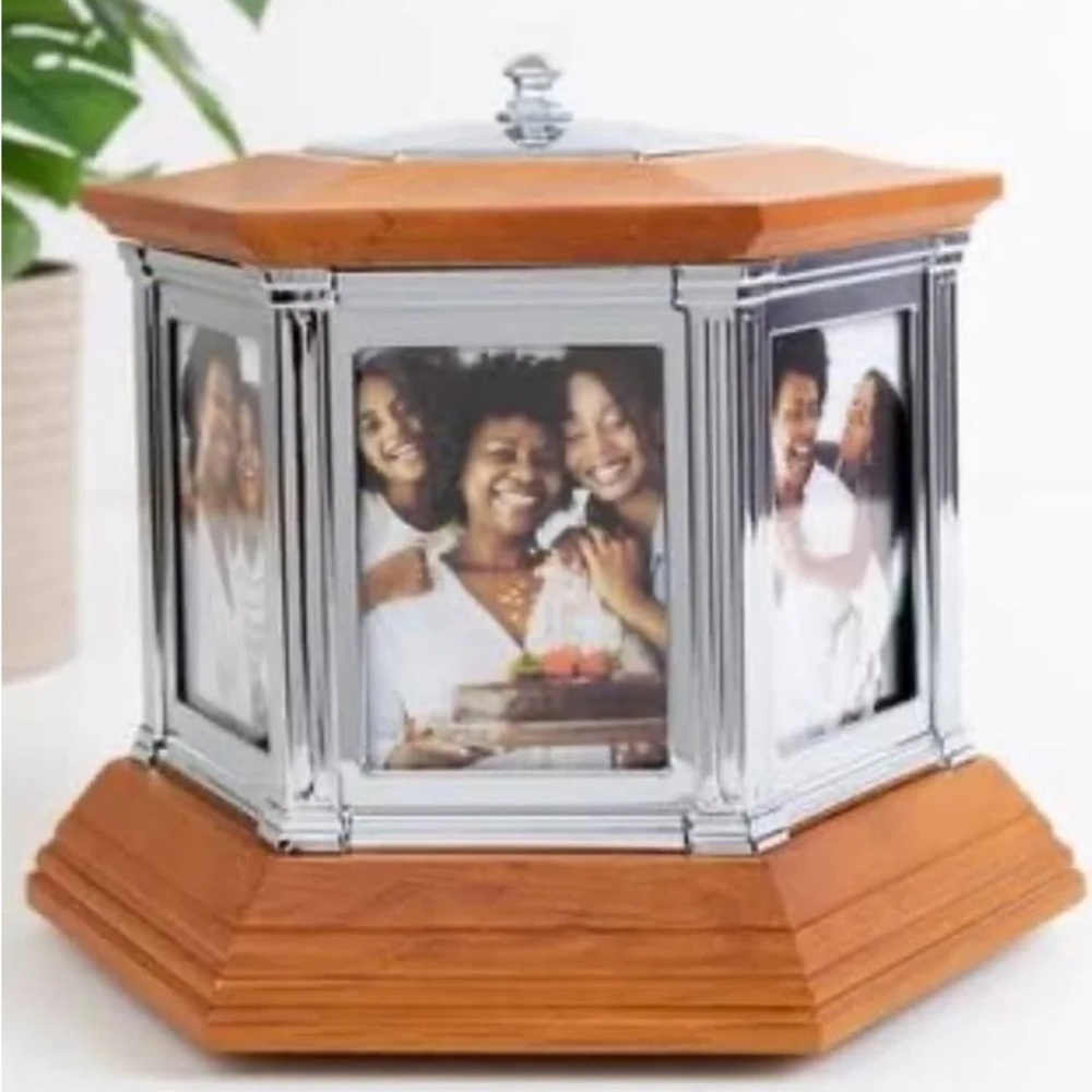 Lenox 360 holds SIX 4x6 pictures Wooden and Silver Rotating Photo Frame